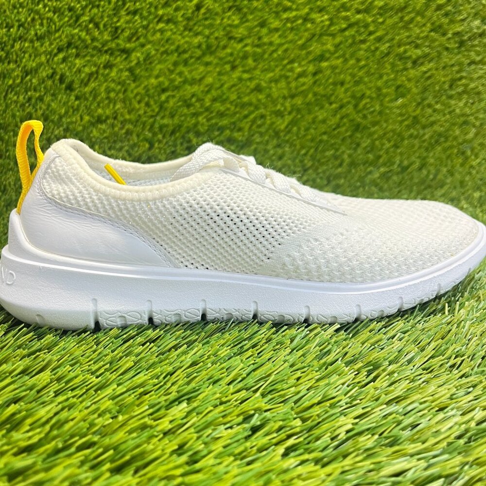 Cole Haan Zerogrand Generation Womens Size 6 White Running Knit Shoes Sneakers